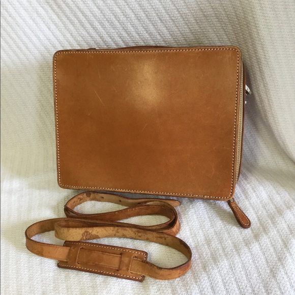 🎉H.PICK COURREGES PARIS France🇫🇷 Leather Purse - Picture 4 of 8
